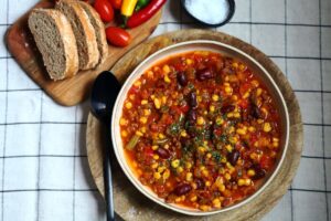 How to Make Vegan Chilli on a Budget